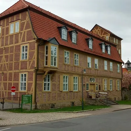 Мини-отель Lindenhof / Gastehaus An Der Teufelsmauer Тале