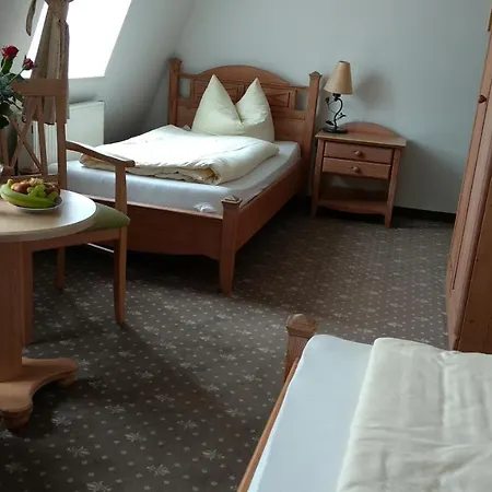 Mini-hôtel Lindenhof / Gastehaus An Der Teufelsmauer