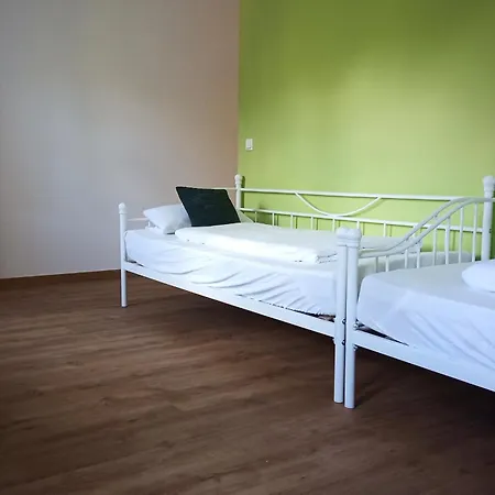 Mini-hôtel Lindenhof / Gastehaus An Der Teufelsmauer Thale