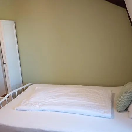 Mini-hôtel Lindenhof / Gastehaus An Der Teufelsmauer Thale