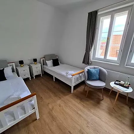 Lindenhof, Gaestehaus An Der Teufelsmauer 2*